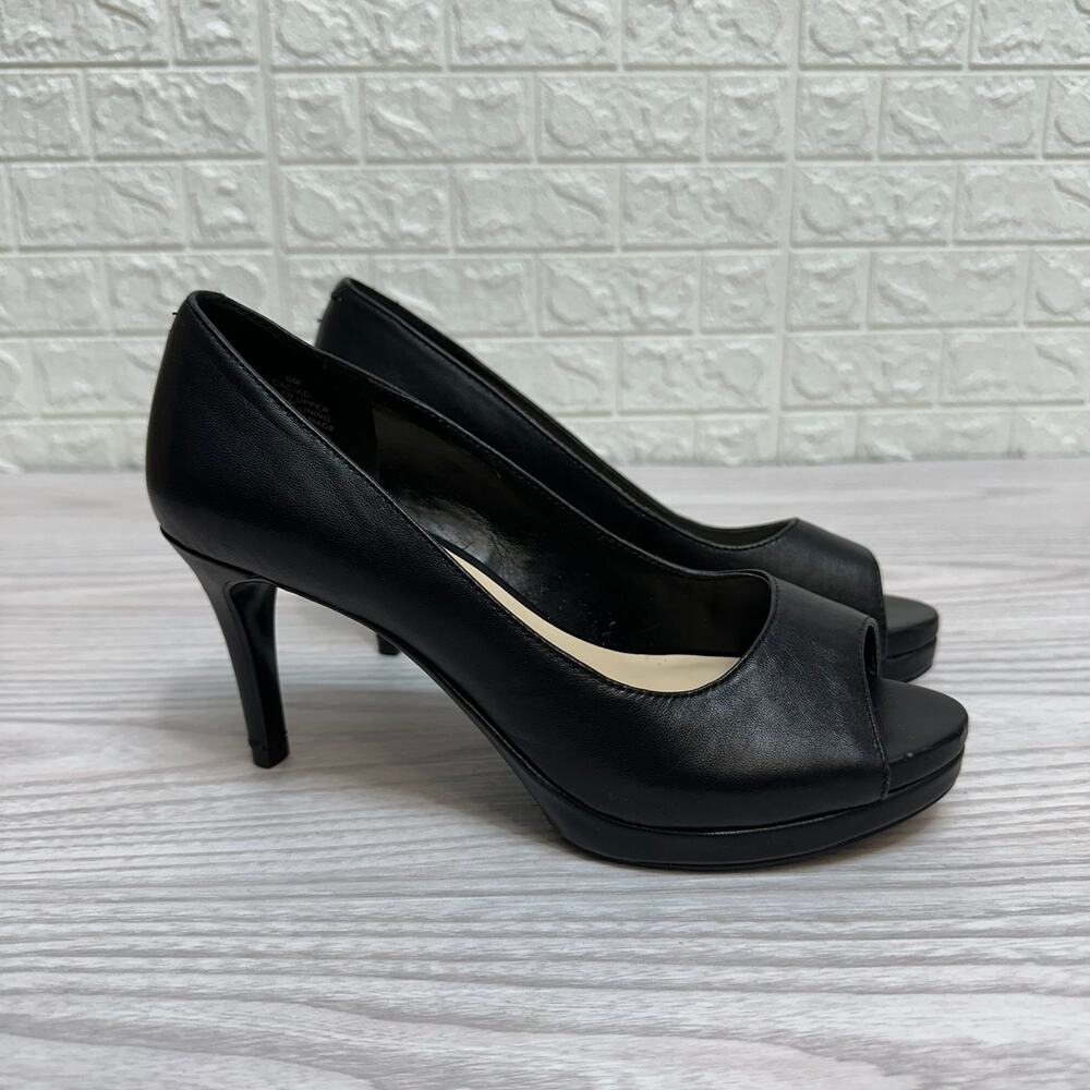 Nine West Caciao Leather Pumps Women's 6M Black Peep Toe Heels Slip On Corporate
